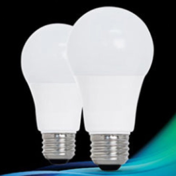 Lot of 8 Feit LED lightbulbs 5000K daylight - Picture 1 of 6